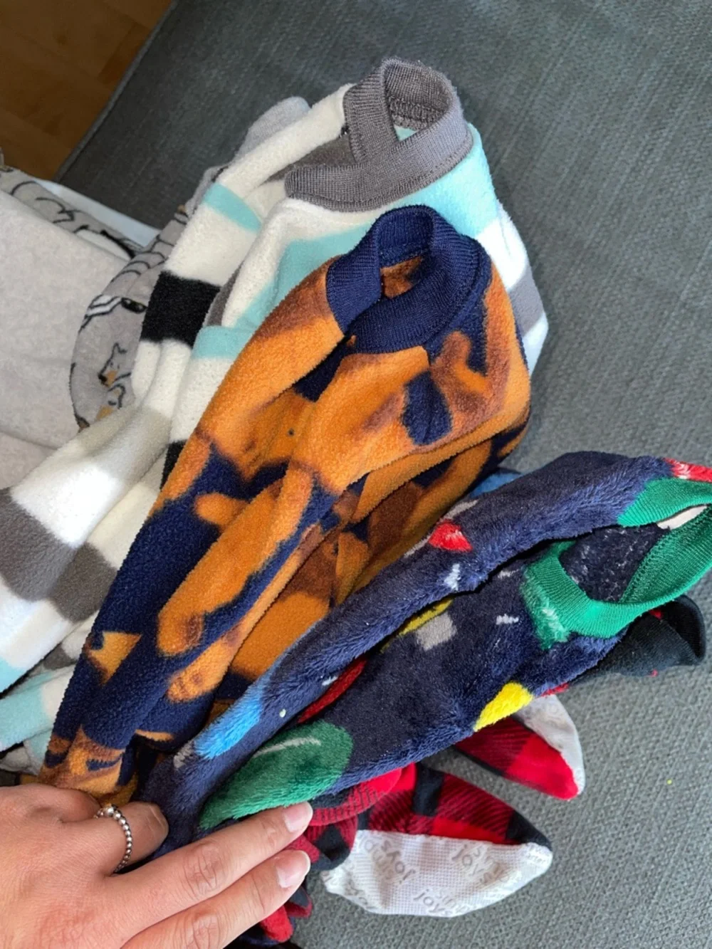 Lot of 9 - 3T toddler Plush Fleece Sleeper Pajamas - 2 pcs are Cotton - Picture 12 of 13